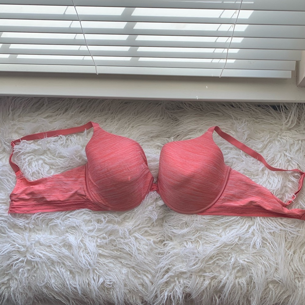 38DD victoria’s secret uplift semi demi bra